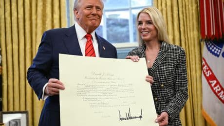 Kampf gegen Fentanyl: US-Ministerin bejubelt Trump mit Fantasie-Zahlen