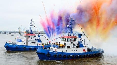 Ungewöhnliches Ballett: Tanzende Schlepper locken zum Hafengeburtstag