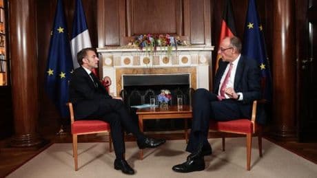 A Berlin, Emmanuel Macron et Friedrich Merz amorcent la « relance » difficile du couple franco-allemand