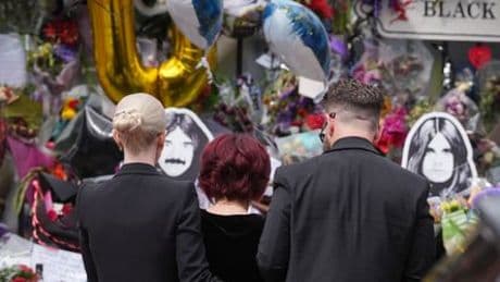 Ozzy Osbourne forever: Bilder vom Trauerzug durch Birmingham