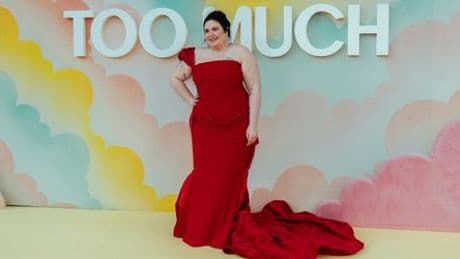 Lena Dunham: Ehemann hat sie zu neuer Serie "Too Much" auf Netflix inspiriert