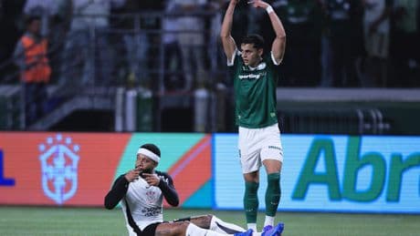 Memphis Depay valt bij Corinthians met blessure; slecht nieuws voor Oranje?
