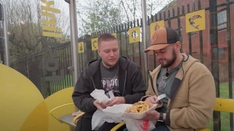 Youtuber gets kicked out of famous Glasgow takeaway while trying to crown city's 'worst dish'