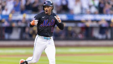 Lineup change awakens Mets bats to salvage doubleheader split with Brewers