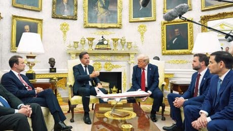 Trump dreigt Rusland met zware importheffingen als er binnen 50 dagen geen Oekraïne-deal komt
