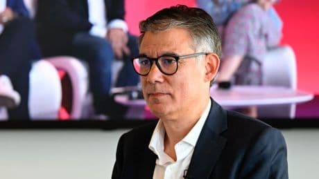 Congrès PS: Olivier Faure officiellement réélu avec 51,15% des voix face à Nicolas Mayer-Rossignol