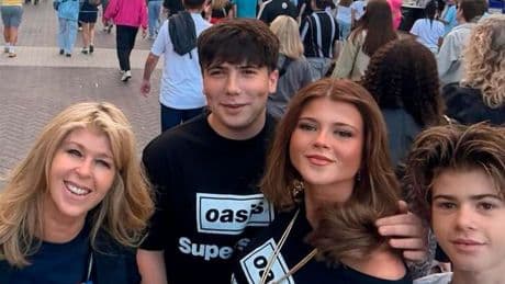 Kate Garraway thanks 'gallant stranger' for selfless act as she enjoys Oasis gig