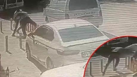Konya'da akılalmaz olay! Önce tokalaştı sonra bacaklarından vurdu