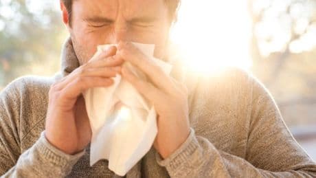 Urgent warning over popular hay fever treatment with users left in ‘severe pain’