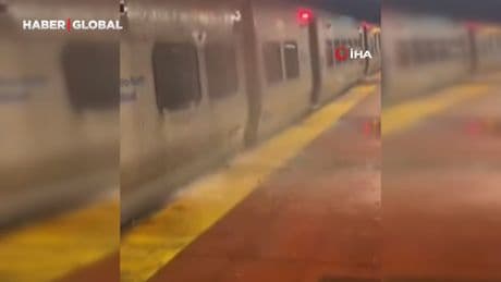 ABD’de fırtına ve şiddetli yağış: New York'ta metro istasyonlarını su bastı