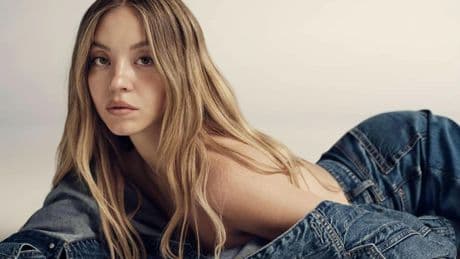 American Eagle, la cadena de moda acusada de racista por Sydney Sweeney que antes lanzó un hiyab y abrió en Dubái