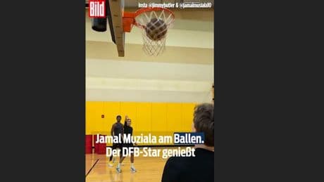 Genialer Wurf - Short: Musiala bringt NBA-Star zum Staunen