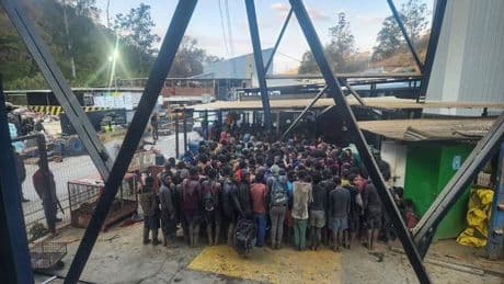 Südafrika: Mehr als 1.000 illegale Bergleute festgenommen