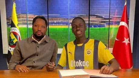 Fenerbahçe'ye 18'lik orta saha!