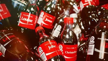 Coca-Cola annonce le retour des prénoms sur les canettes, 12 ans après un premier succès