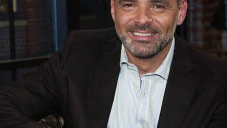 Trauer um „Marienhof“-Star: Schauspieler Giovanni Arvaneh nach langer Krankheit gestorben