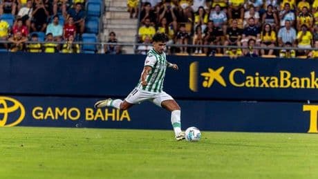 Al Córdoba CF le sale cruz en los penaltis del Trofeo Carranza