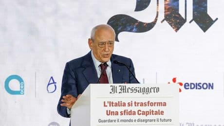 Caltagirone: «Rompere gli interessi particolari. Conservazione e cambiamento contro i vincoli»