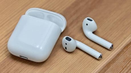 Dreck & Ohrenschmalz: Airpods reinigen: So werden Kopfhörer, Silikonaufsätze und Ladecase wieder sauber