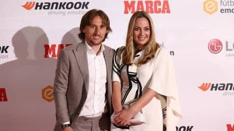 Así es Vanja Bosnić, la esposa de Luka Modric: economista y alejada de las redes