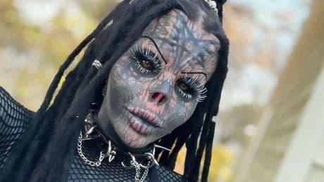 'I keep my chopped off body part in a jar – people are scared of me but I don't care'