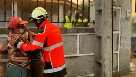 Spanien-Feuer immer schlimmer - So dramatisch kämpfen sie gegen Flammen