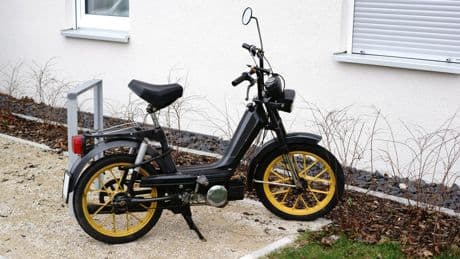 Moped und Mofa: Wann die Nutzung von Radwegen erlaubt ist