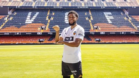 Valencia, Danjuma transferini resmen duyurdu!