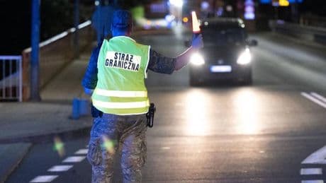 Kontrollen an Grenze zu Polen: Deutsche Urlauber ohne Ausweise zurückgewiesen