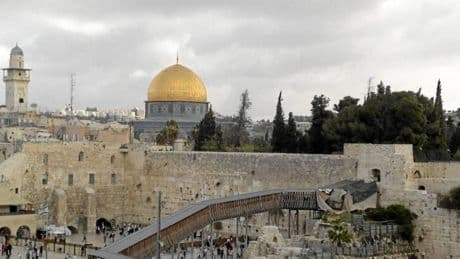 Un ataque armado deja al menos 15 muertos en Jerusalén