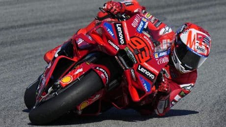 El error fatal de Álex Márquez al sprint catapulta a Marc Márquez hacia el Mundial de MotoGP