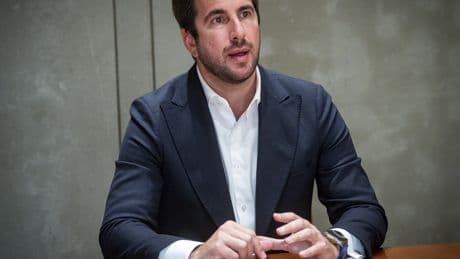 Riquelme: "Con la operación de Iberdrola, Cox entra en la Champions energética"
