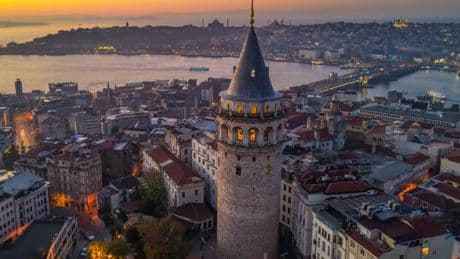 İşte İstanbul'un en eski 7 lezzet durağı! Ünlü yazar Oğuz Otay kimsenin bilmediği en iyi lokantaları açıkladı