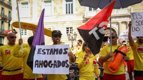Junts forzará una comisión extraordinaria sobre la huelga de los socorristas de Barcelona