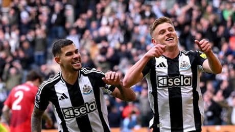El Newcastle vuela y golea a un Manchester United aún más hundido en la Premier