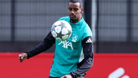 Virgil van Dijk reveals advice for Alexander Isak ahead of Liverpool debut
