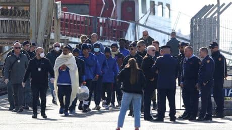 "Sentenza che preoccupa". Il governo contro la corte Ue sui migranti