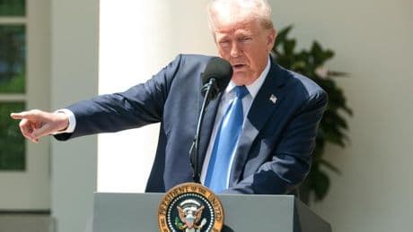 Handelspolitik: Donald Trump will alle Käufer iranischen Öls mit Sanktionen belegen