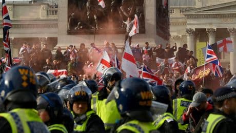 25 arrested and officers injured - as up to 150,000 people join 'Unite the Kingdom' march