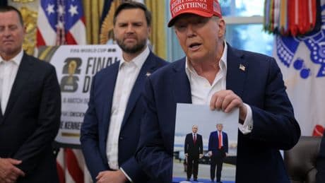Russia’s attacks on Poland prove it: Putin is laughing at Trump