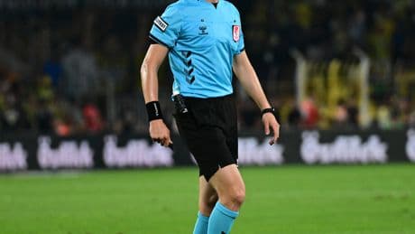 Gol iptali doğru mu, top çizgiyi geçti mi?