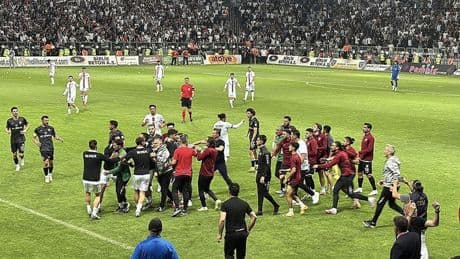 Elazığspor'un hükmen yenilgisine karar verildi, Vanspor finale çıktı