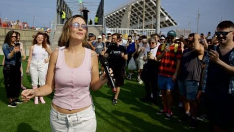 Rigoberta Bandini impone la primera fiesta del Primavera Sound