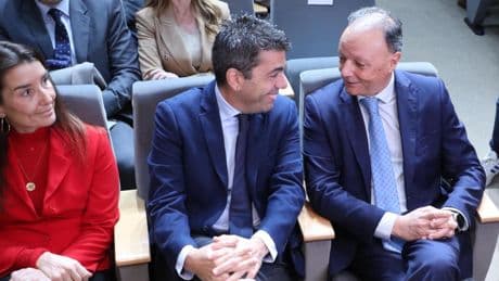 PP y Vox pactan un recorte extra de 100.000 euros a la patronal valenciana en el presupuesto