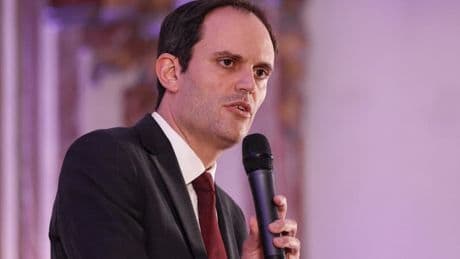 Le président du Crif estime que la relation entre la France et Israël "mérite mieux que de vaines polémiques"
