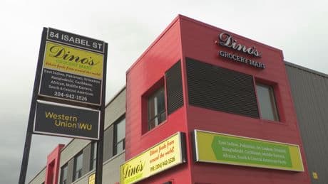 Man charged with theft sues Winnipeg grocer for alleged assault
