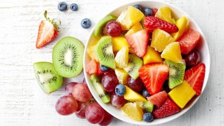 La fruta que ayuda a estabilizar el azúcar, desinflama el organismo y combate la anemia
