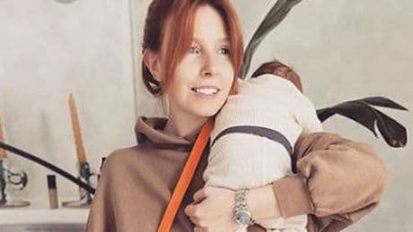 Stacey Dooley takes baby daughter Minnie to a brothel as she reveals prostitutes' response
