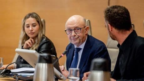 Montoro acusa a políticos independentistas actuales de tener cuentas en Andorra