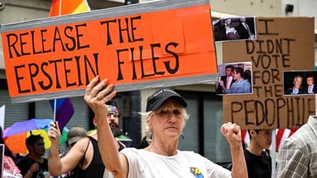 Trump ordena a la fiscal general de EEUU divulgar el testimonio del gran jurado que acusó a Epstein
